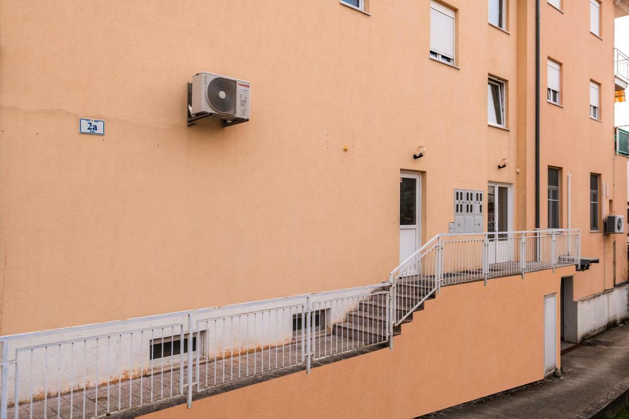 Apartment Bordeaux 29 Rovinj Luaran gambar
